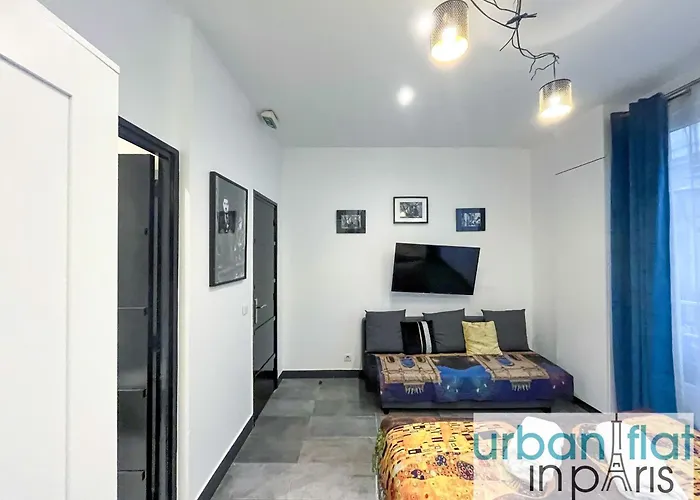 Urban Flat 21 - Chaplin Atelier In * 파리